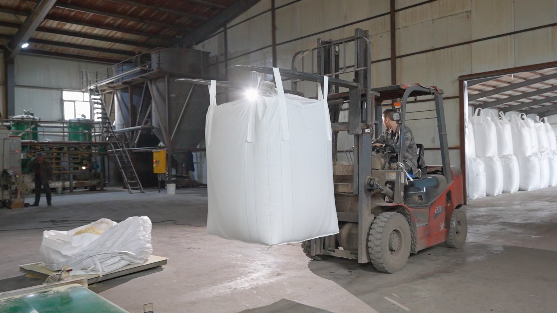 Forklift and packaging workflow